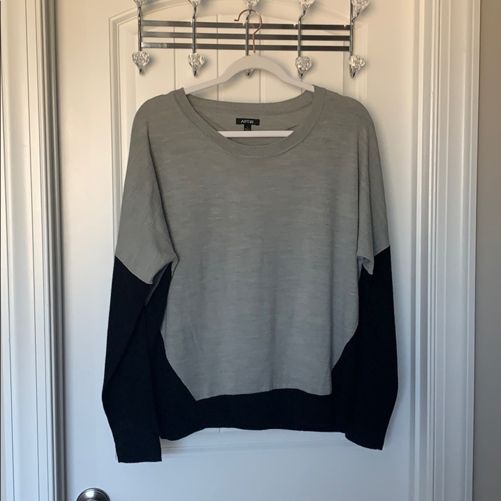 Gray and black sweater Large